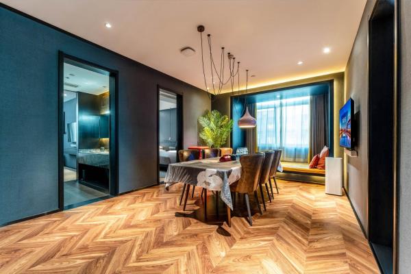 HeSu Hidden Art Designer Hotel & Suites -Expansive 2&3-Bedroom Gathering Suites - Near Xi'an Drum Tower & Yongning Gate & Xi'an Museum-Free Laundry Luggage Storage -Freshly Crafted Coffee -24H Front Desk - Cats Cuddle Zone, Rezerwuj  Xi'an Shaanxi