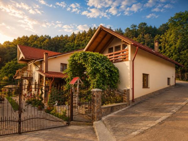 Casa TOP, Rezerwuj   