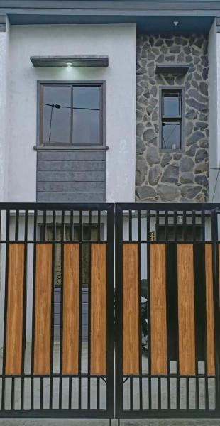 1BR Townhouse + Netflix, Rezerwuj  Hotele w Bulacan z Parkingiem, Parking