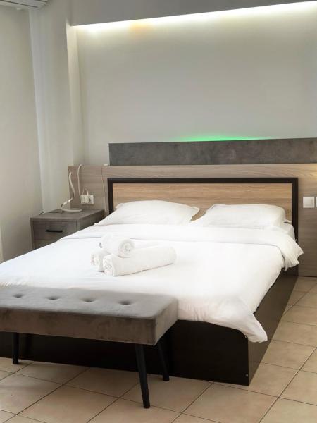 Central appartment 2 with parking, Rezerwuj  Lárisa Tesalia