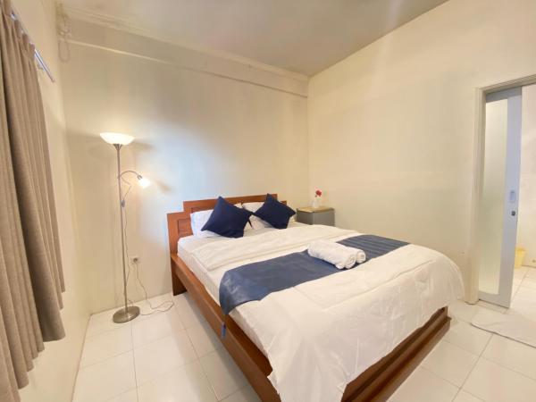 Cozy room Kuta - 1 minutes to the beach by Micky Studio2, Rezerwuj  Hotele w Bali z Parkingiem, Parking
