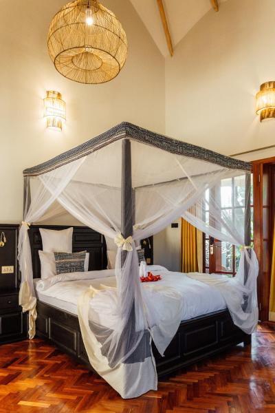 Shoki Shoki Lodge Arusha, Rezerwuj  Hotele w Arusha z Basenem, Basen