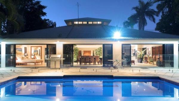 Villa Bianco, Rezerwuj  Hotele w Queensland z Basenem, Basen