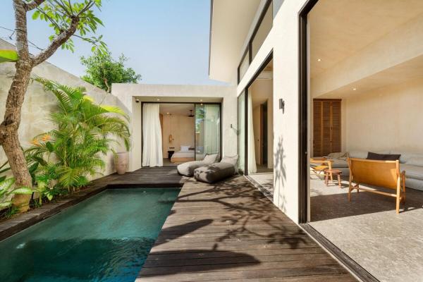Villa Sunset Serenity 2BR Sunset & Beach Gateway, Rezerwuj  Hotele w Bali z Parkingiem, Parking