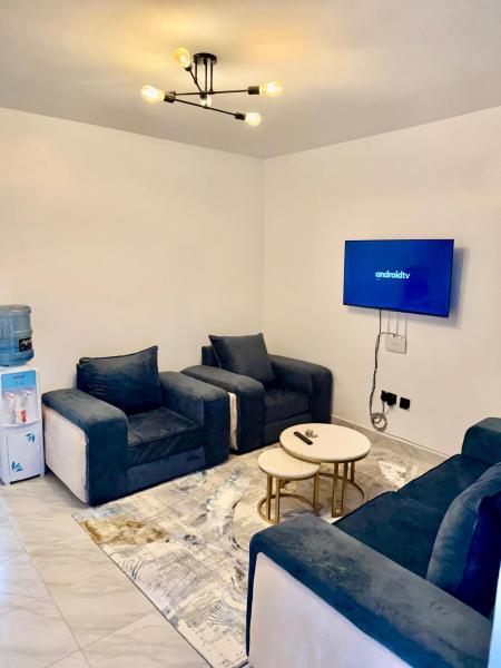 White House, Rezerwuj  Nairobi Hotele...