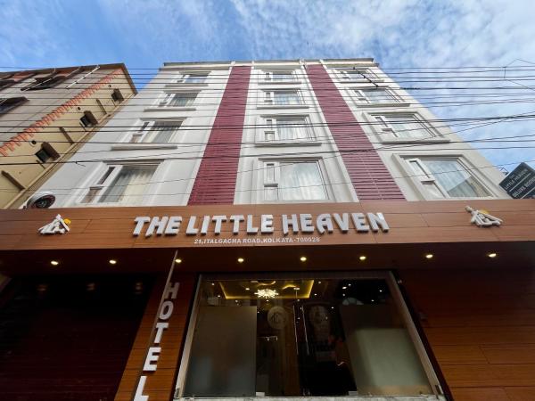 The Little Heaven Hotel near Kolkata Airport, Rezerwuj  Hotele w West Bengal z parkingiem, Parking