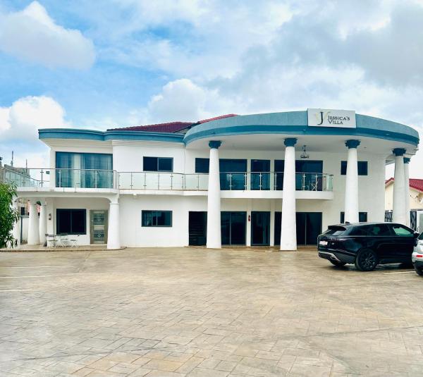 Jessicas Villa Apt 2, Rezerwuj  Hotele w Greater Accra z basenem, Basen
