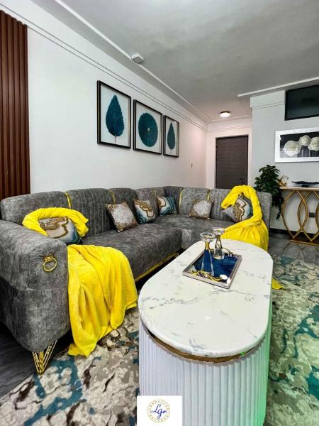 serene stays apartment with fully equipped gym swimming pool private parking space and amazing scenic views, Rezerwuj  Nairobi Hotele...