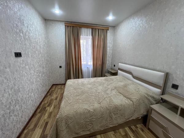 Apartment Lizi, Rezerwuj  Itʼkhvisi Imereti