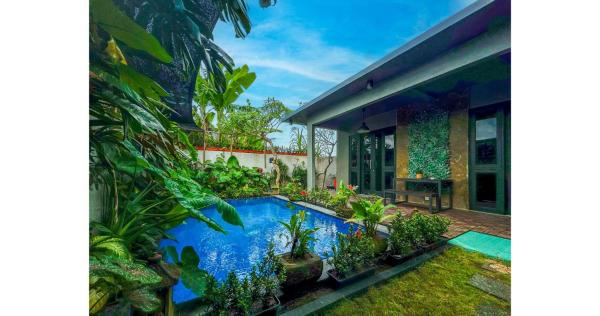 Shanti Place Villa, Ubud, Rezerwuj  Hotele w Bali z Parkingiem, Parking