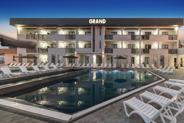 GRAND Hotel NEW 2025, Rezerwuj  Sołotwyno 
