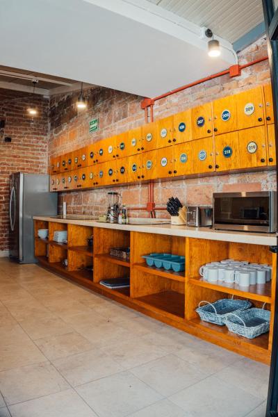 Bodegante CoLiving, Rezerwuj  Hotele w El Bajio z Parkingiem, Parking