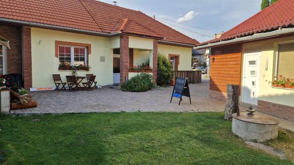 Ubytovanie pod hradom Krásnohorské Podhradie, Rezerwuj  Krasnohorske Podhradie Košický kraj