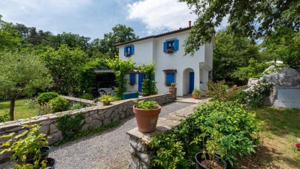 Apartman Art by Villas Guide, Rezerwuj  Hotele w Kvarner z Basenem, Basen