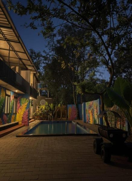 Forest Soul by BOB Hotels - Forest Retreat with Pool, Rezerwuj  Hotele w Nowe Delhi z basenem, Basen