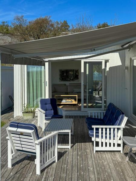 Seaside Villa With Guest House On The West Coast, Rezerwuj  Hotele w Halland z Parkingiem, Parking