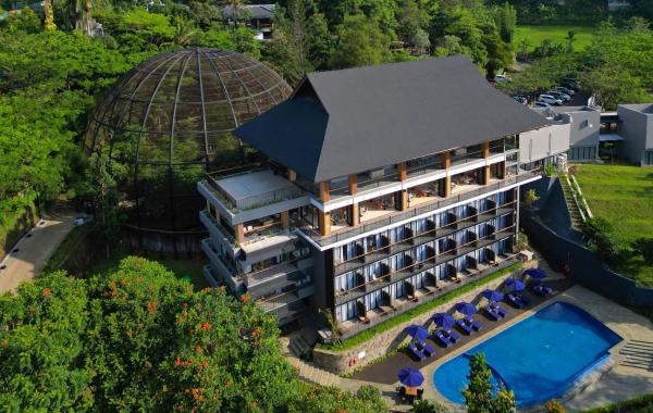 Hotel Santika Premiere Hills Resort Cibadak Sukabumi, Rezerwuj Ośrodek wypoczynkowy Kurorty w Cibadak, Ośrodek wypoczynkowy