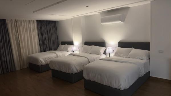 لوكاندة الحصري أكتوبر motel elhosary, Rezerwuj Motel Hotele w Giza Governorate z parkingiem, Parking