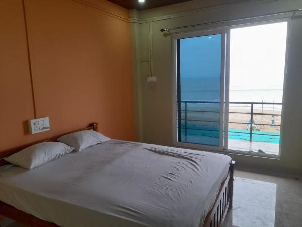 Aisiri comforts beach stay and cafe, Rezerwuj  Hotele w Bangalore z parkingiem, Parking