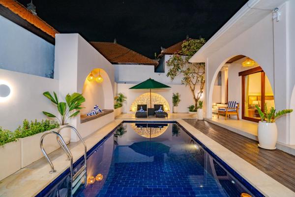 Nara Segara Canggu Villa, Rezerwuj  Hotele w Bali z Parkingiem, Parking