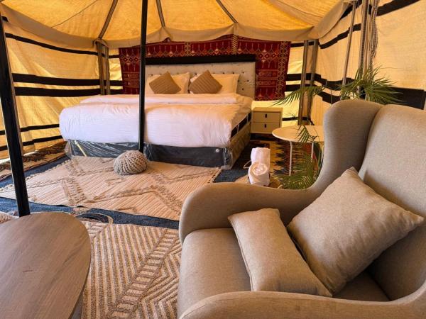 Sand Oasis camp, Rezerwuj  Hotele w Al Sharqiyah z Parkingiem, Parking