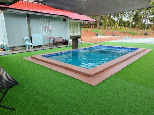 Homestay D\Pengkalan, Rezerwuj  Hotele w Melaka z Basenem, Basen