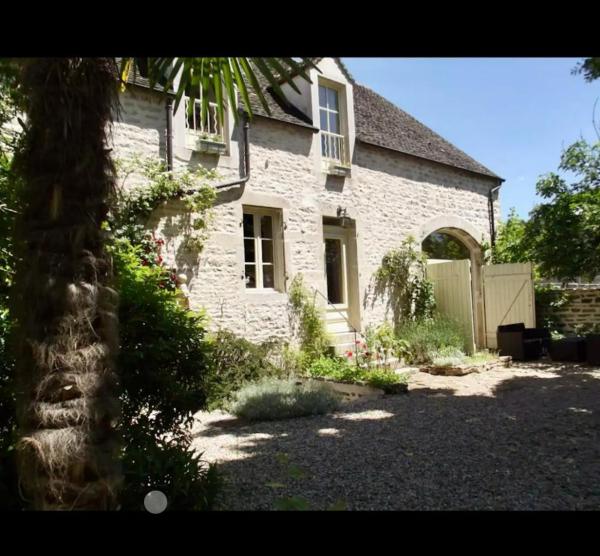 Gîte Laure et Henri, Rezerwuj  Ladoix-Serrigny 