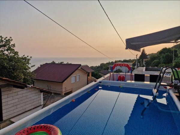Apartmani Kruče, Rezerwuj  Hotele w Ulcinj County z Basenem, Basen