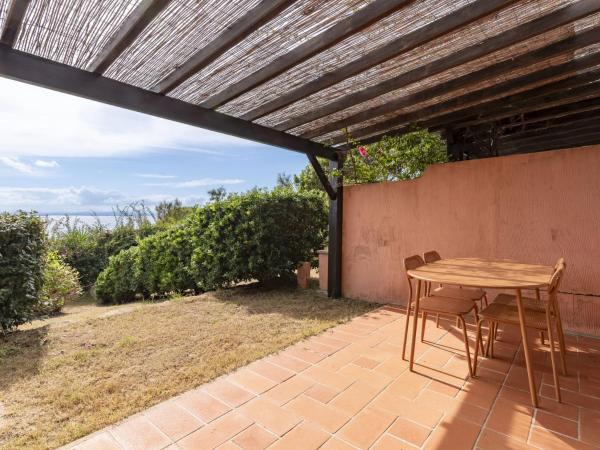 Holiday Home Villa 12 by Interhome, Rezerwuj  Hotele w Korsyka z Parkingiem, Parking