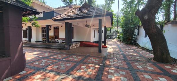 Periyar Heritage, Rezerwuj  Kothamangalam 