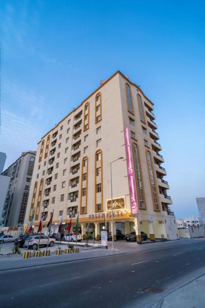 Frsan Plaza Juffair, Rezerwuj  Hotele w Capital Governorate z basenem, Basen