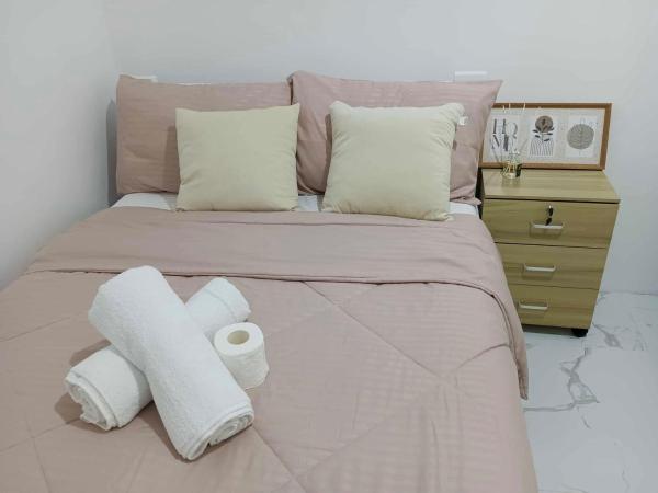 JMary\s Stayhouse, Rezerwuj  Hotele w Mindanao z Parkingiem, Parking