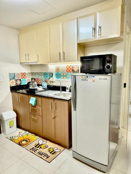 One Palmtree Villas, Rezerwuj  Hotele w Manila z Basenem, Basen