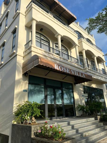 Palm Garden Villas Phu Quoc, Rezerwuj  Hotele w Gia Lai z basenem, Basen
