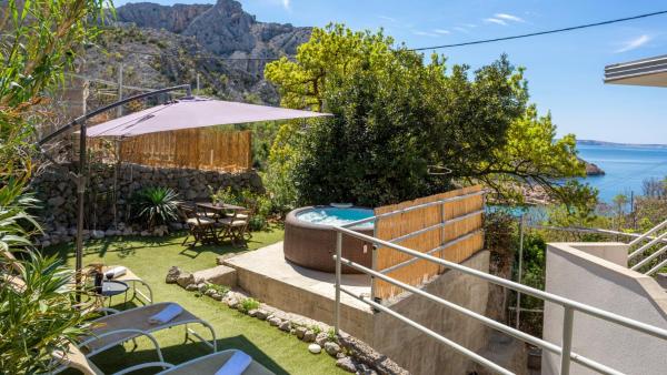 Holiday home Vranjak by Villas Guide, Rezerwuj  Vranjak Lika-Senj County