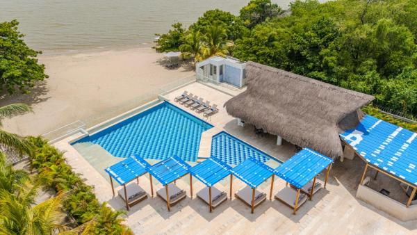Casa Areia Frente Al Mar, Playa Privada, Rezerwuj  Hotele w Bolivar z Basenem, Basen