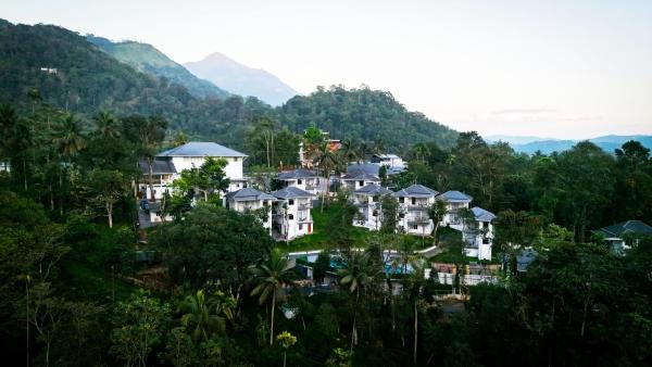Eeleem Resorts and Spa, Munnar, Rezerwuj  Hotele w Nowe Delhi z basenem, Basen