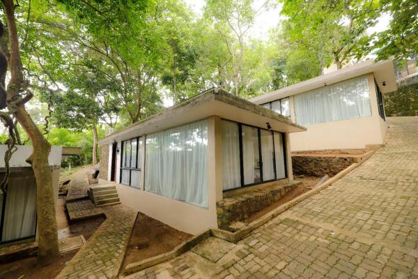 Dilco Nature Resort & Spa, Rezerwuj  Nikawatawana Matale District