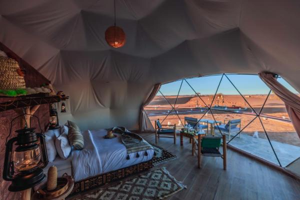 Merzouga Desert Dome camp Erg Chebbi, Rezerwuj  Merzouga Ar-Raszidijja