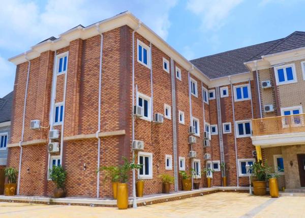 RDG Desirecity Hotel, Rezerwuj  Port Harcourt Obio-Akp