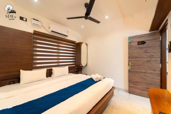 Stay In Dandeli, Rezerwuj  Hotele w Bangalore z parkingiem, Parking