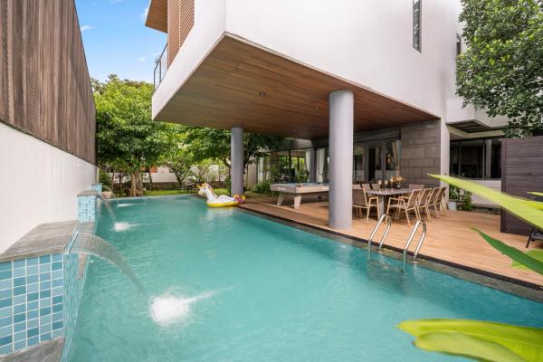 Maya Villa Luxury Garden Pool Villa 630sqm, Rezerwuj  Hotele w Da Nang z Basenem, Basen