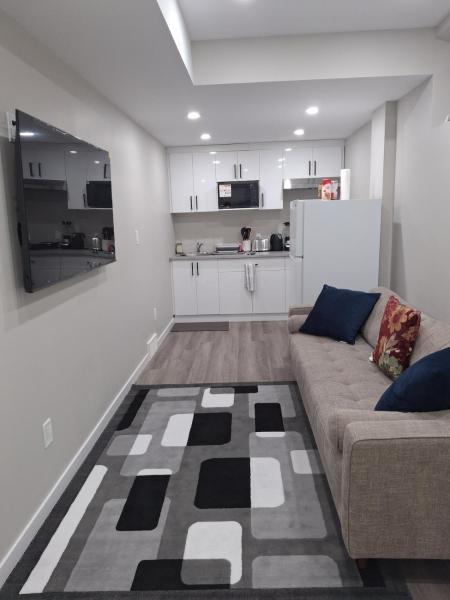 Oxnard Villa, Rezerwuj  Winnipeg Manitoba