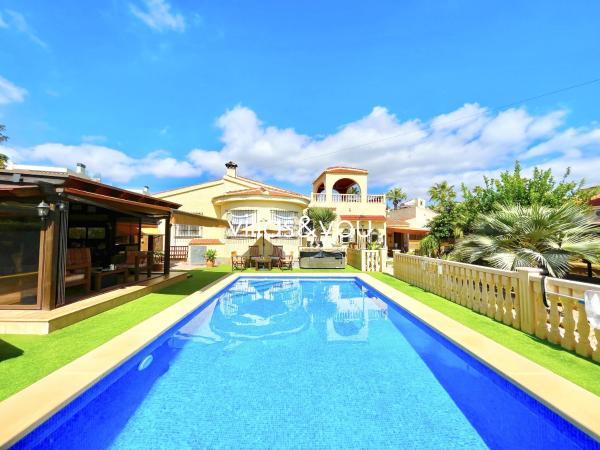 Villa Agave Ciudad Quesada by Villas&You, Rezerwuj  Rojales Costa Blanca