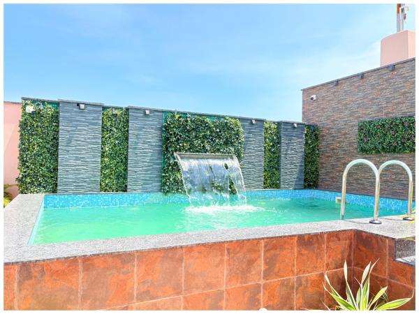 Near Jagannatha Temple Puri RGH-Grand Heritage #Rooftop Pool, Rezerwuj  Puri Orissa