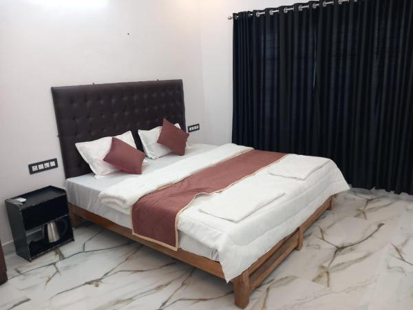 Bluemarlin Nest, Rezerwuj  Varkala Nowe Delhi