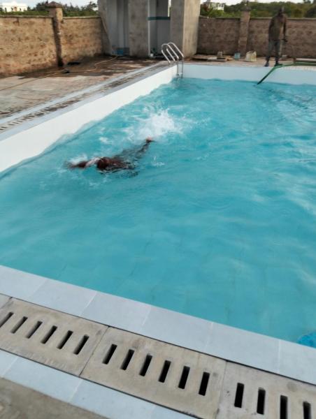 Kikambala eco villas, Rezerwuj  Hotele w Coast Region z Basenem, Basen