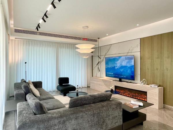 EHUB - Luxury 4Bedroom 3Bathroom with Bund View, Rezerwuj  Chongqing Chongqing