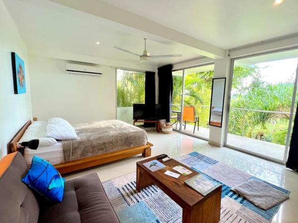 Mariposa, 1BR Apart in Villa Mar y Sol, Pool, Balcony, and Wildlife, Rezerwuj  Hotele w Puntarenas z basenem, Basen