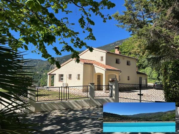 Villa in COARAZE with swimming pool, Rezerwuj  Coaraze Francja